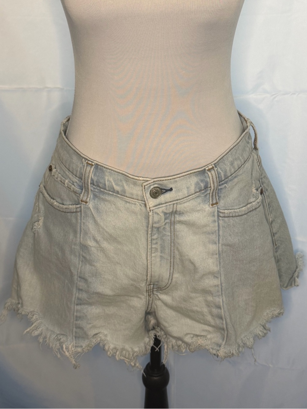 Abercrombie & Fitch Light Blue The Cutoff Short High Rise